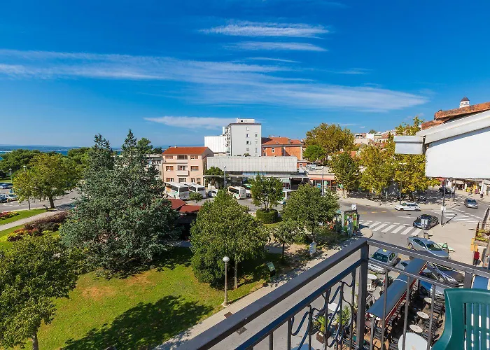 Zentrumsnahes Nur 130 Meter Zum Mit Meerblick - Hunde Willkommen * Crikvenica