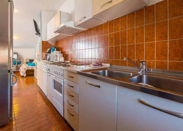 Zentrumsnahes Nur 130 Meter Zum Mit Meerblick - Hunde Willkommen Apartamento *