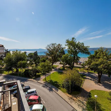 Apartment Zentrumsnahes Nur 130 Meter Zum Mit Meerblick - Hunde Willkommen *