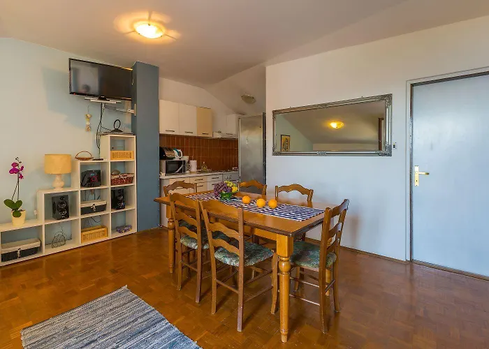 Zentrumsnahes Nur 130 Meter Zum Mit Meerblick - Hunde Willkommen アパート *