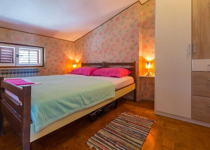Apartment Zentrumsnahes Nur 130 Meter Zum Mit Meerblick - Hunde Willkommen