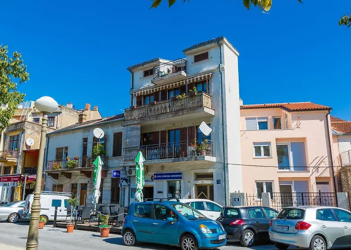 Apartment Zentrumsnahes Nur 130 Meter Zum Mit Meerblick - Hunde Willkommen *